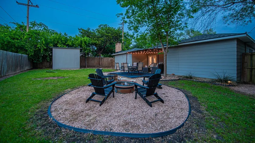 New! The Rustic Retreat - Image 1