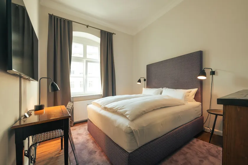 Double Room with AC, Central spot in Mitte, Berlin - Image 1