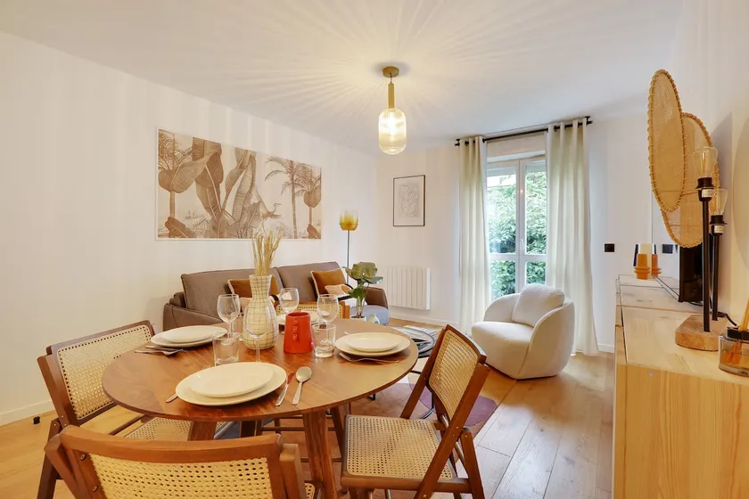 Amazing 4P/1BR with small garden - Image 1