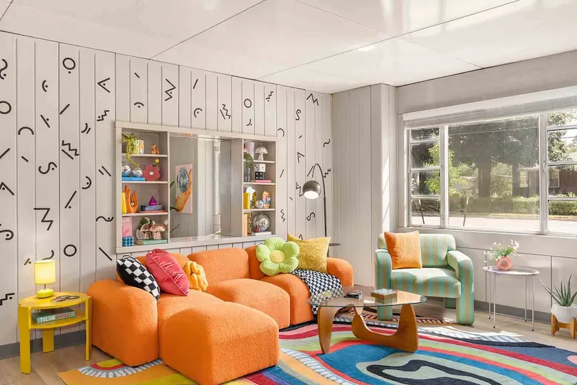 MidCentury, technicolor Ranch w/yard, w+d, parking - Image 1