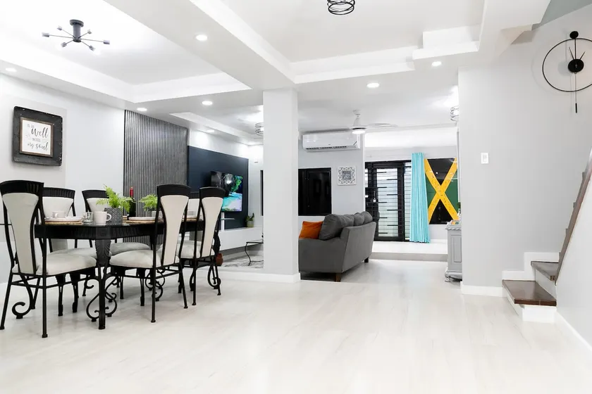 Carter's Nest Villa - Image 1