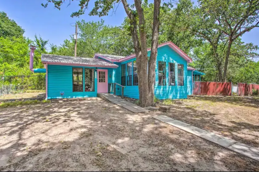 Walk to Water! Blue Lake House w/ Fenced Yard - Image 1