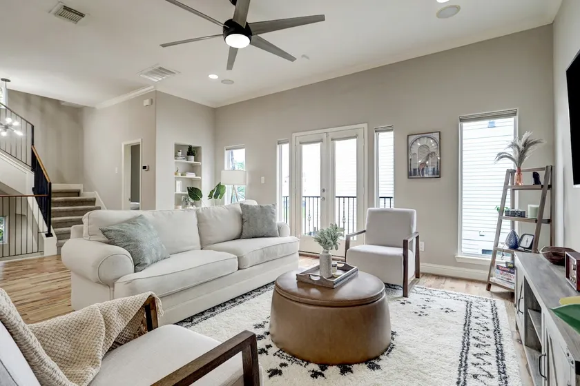 Entire Home in East Downtown! - Image 1
