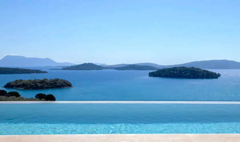 Villa Pasithea - breathtaking seaviews, infinity pool, privacy, close to the beach - Image 1
