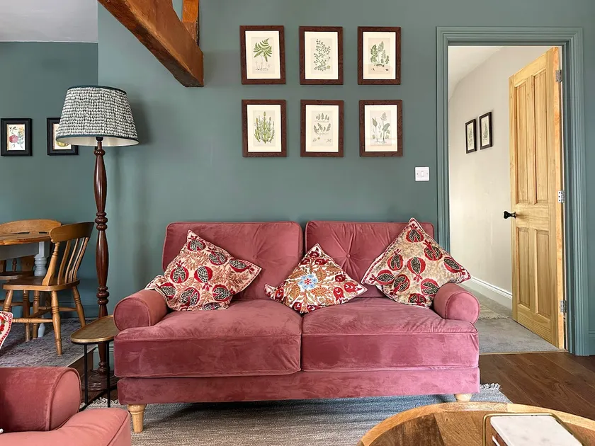 Remote Work Haven | 1GB WiFi & Offa's Dyke Path - Image 1