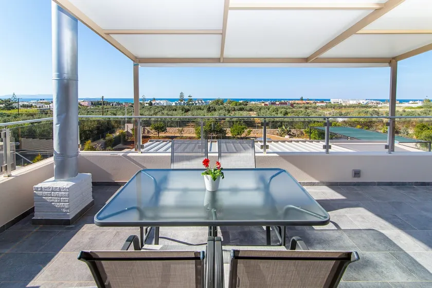 Joy Superior Apartment Sea View - Image 1