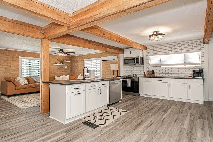Cedar Crest, 3BR in Heart of South Knox ~5Mins DT - Image 1