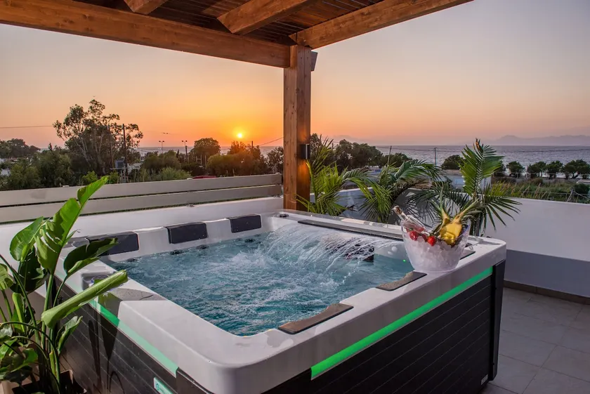 Private Hot Jacuzzi beach & Pool Odyssea - Image 1