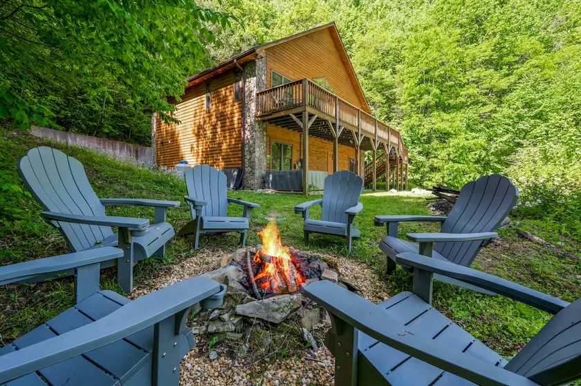 Stars Over Stecoah: Hot Tub & Sauna Cabin - Image 1