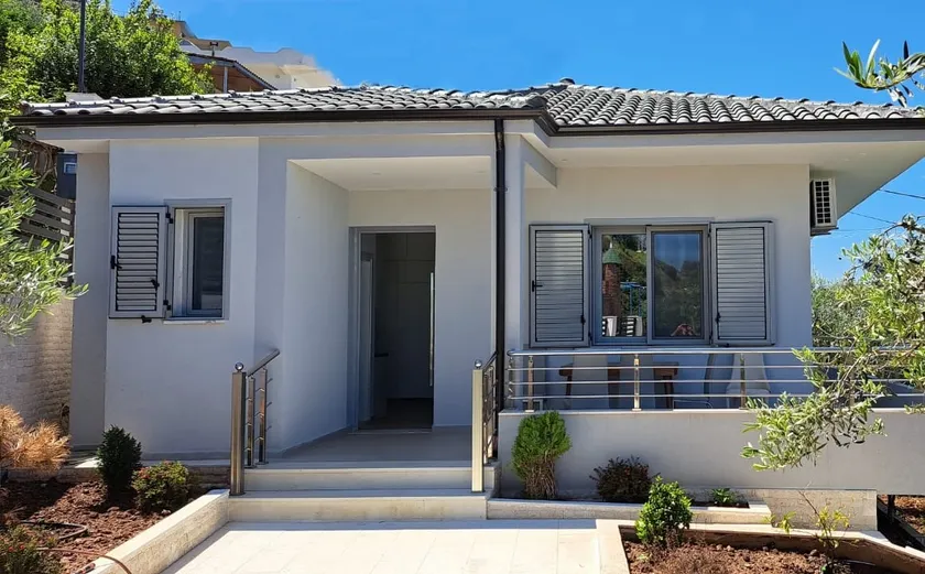 Mimo's House - Image 1