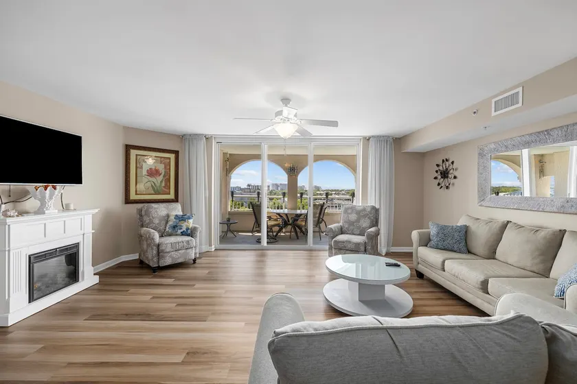 2BR Coastal Water Way Escape - Image 1