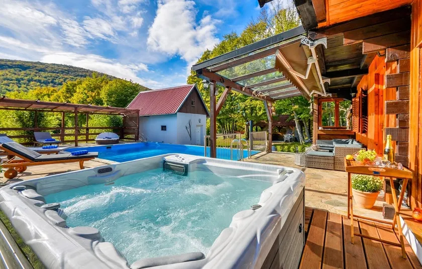 Holiday home nearby Plitvice lakes - Image 1