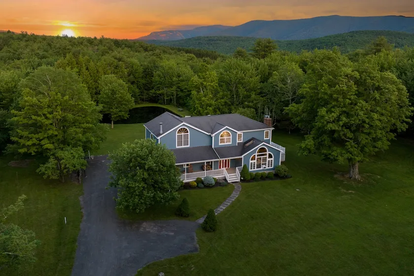 Catskills Retreat | Hot Tub, Pond, Firepit, EV - Image 1