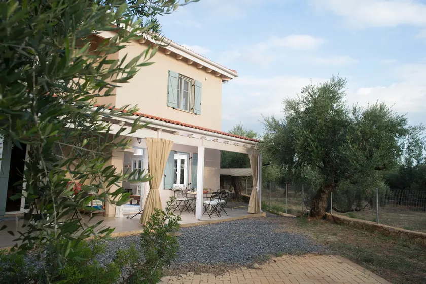 Casa Oliva hideaway 200m from Delphinia beach - Image 1