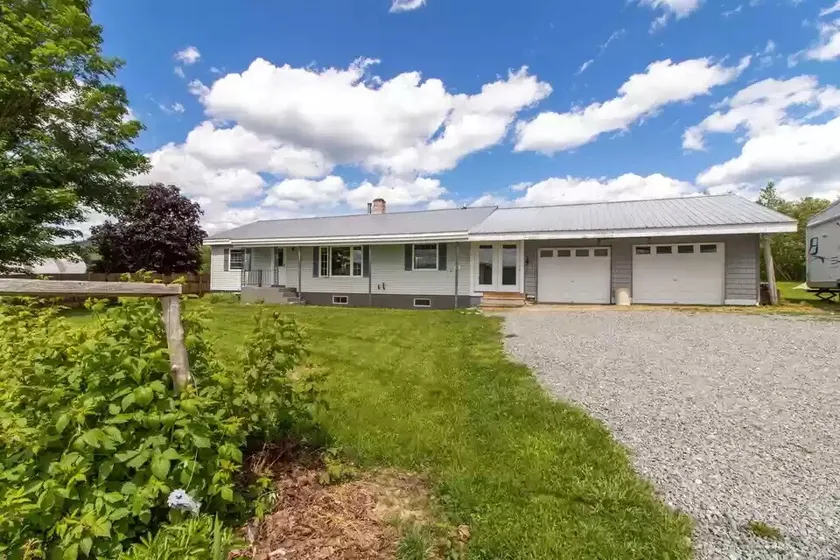 Pet Friendly House with Fenced In Lot 11 Beds 5 Br - Image 1