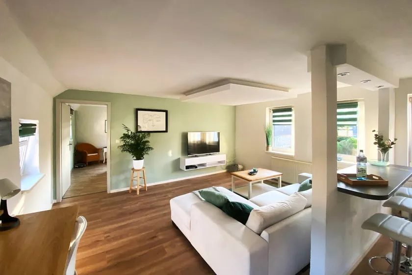 Upper floor apartment on Lake Lappwald - Image 1