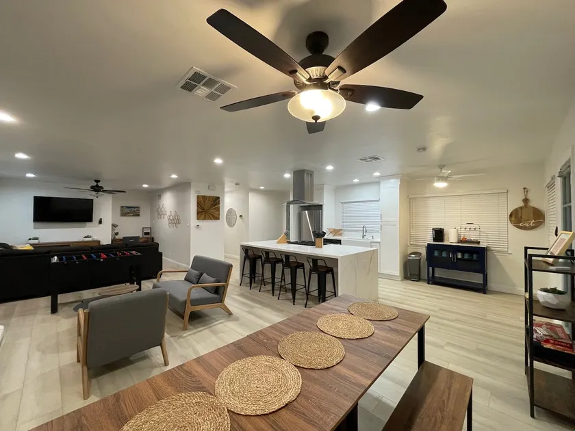 Cozy Modern Pool Riverside Home | CBU, UCR| DTR - Image 1