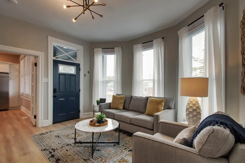 The Spring House! - Image 1