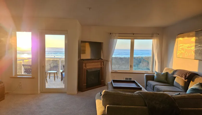 Amazing Ocean View, 2nd Floor, 2 BR Unit - Image 1
