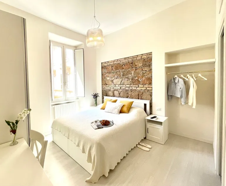 The Savoy Suite - Image 1