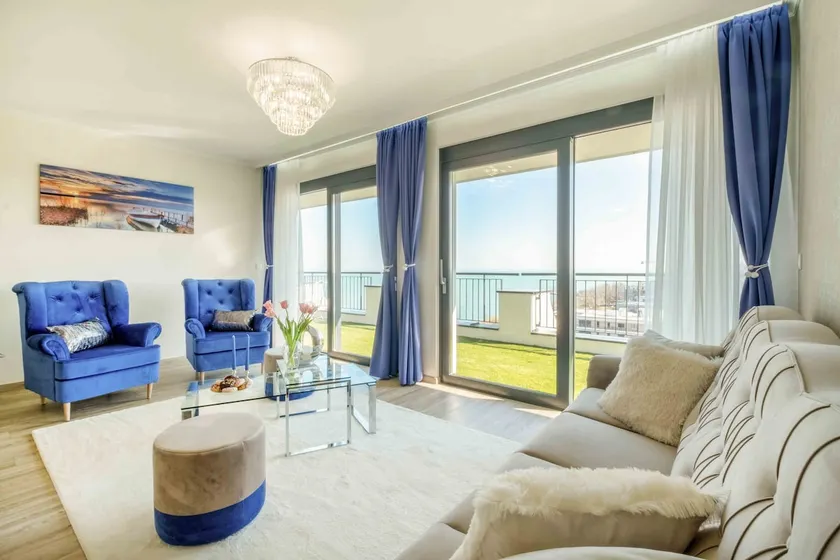 MyFlat Lux Penthouse 901 - design | full panorama - Image 1