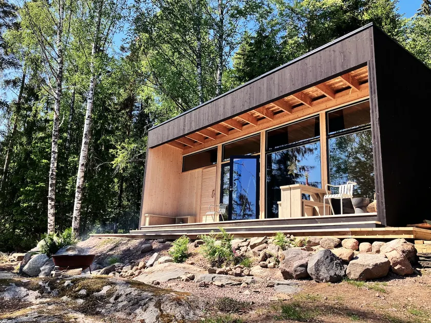 Modern sauna cabin with stunning views - Image 1