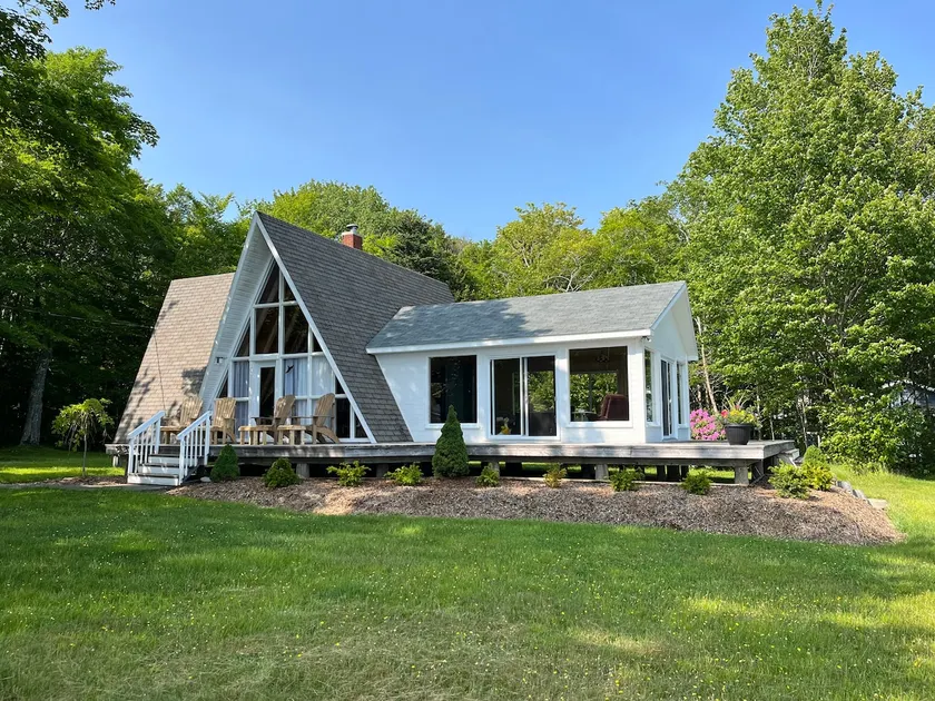 Lakeside A-frame Cottage - Image 1