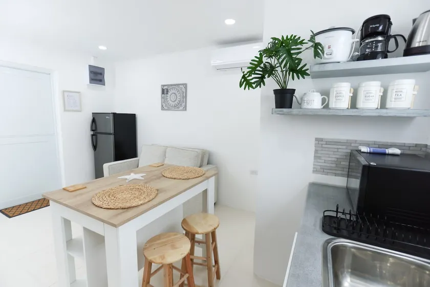 Charming Stay at Lelia - Image 1