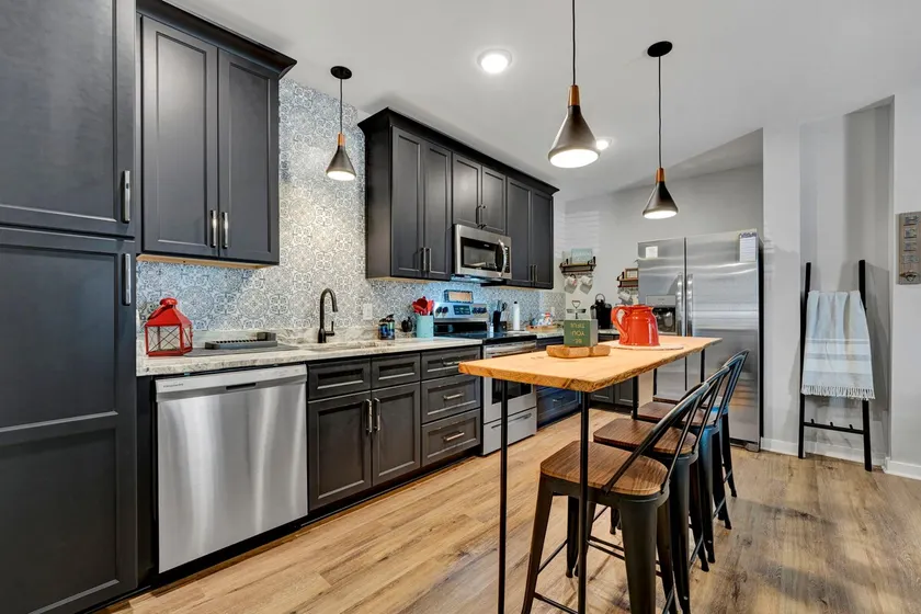 Downtown Laurens Apt Steps From Dining/Shopping! - Image 1
