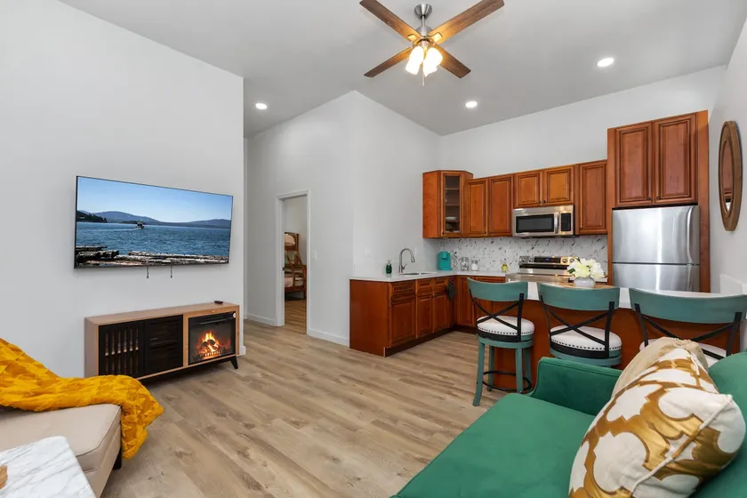 2bed and 1bth, Nice BBQ, Quiet neighborhood - Image 1