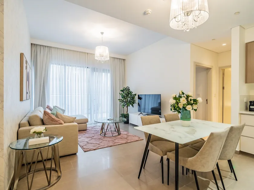 Chic 1BR in Park Heights 2 - Dubai Hills - Image 1