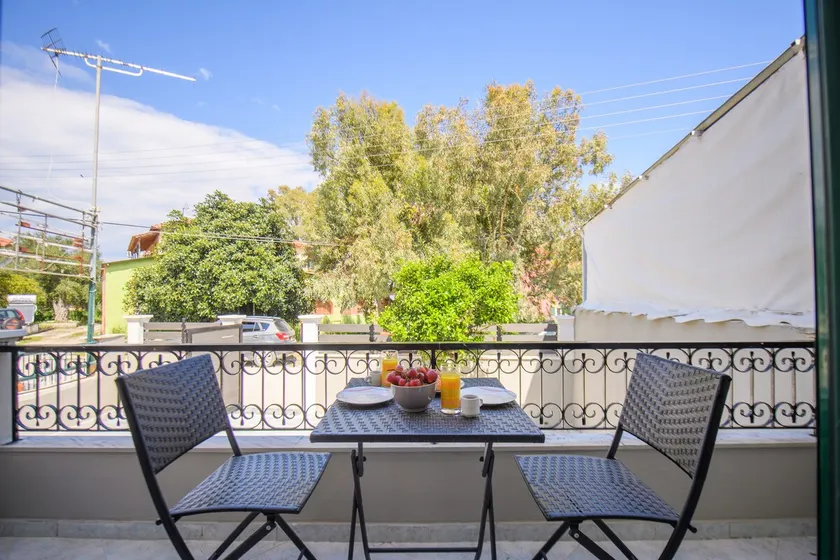 Fotini's Apartment by the Sea 2 - Image 1