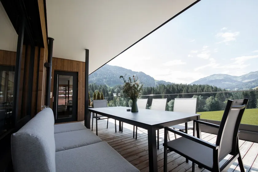 Premium Deluxe Suite with Sauna - Image 1