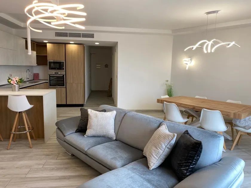 3 Bedroom Apt | Communal Pool - Image 1