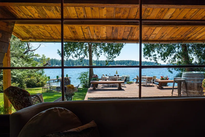 Manza Cabana on Mason Lake - Image 1