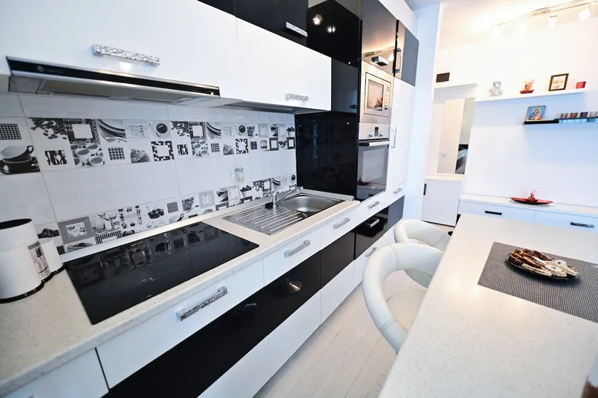 FLH - Apt Sofia - Image 1