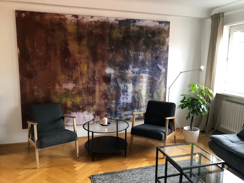 Chic artist apartment - Image 1