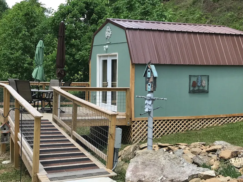 Trees Cabin - Image 1