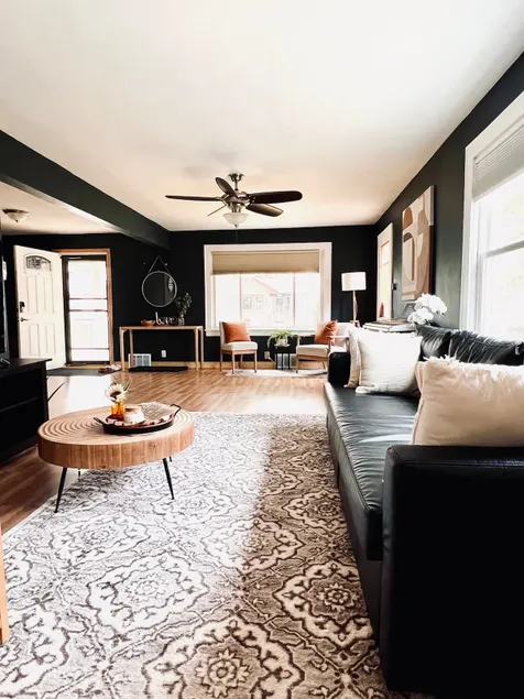 Comfy West Allis Home 2 Bedrooms/2 Bathrooms - Image 1
