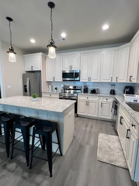 Cozy Home in the Heart of Durant - Image 1