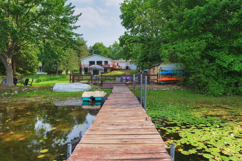 Sweet Lake House, Updated 5B Lake Home Beach, Ski - Image 1