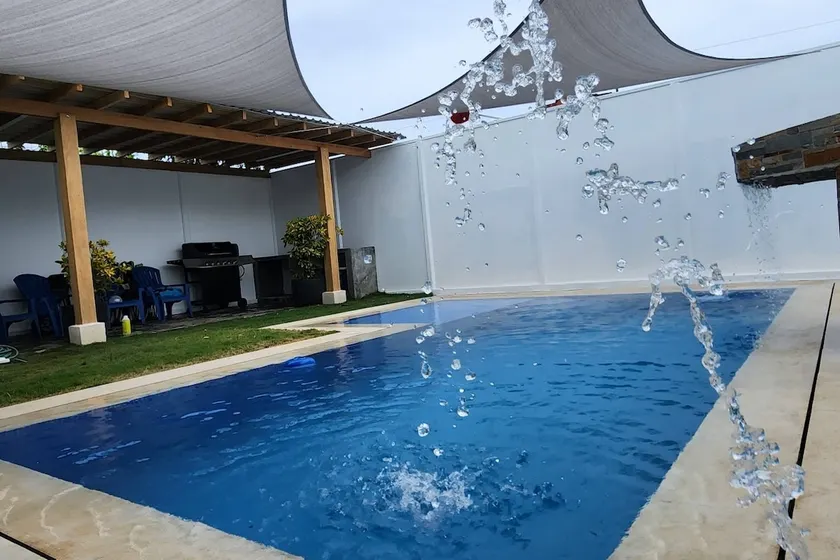 Beach house with a private pool - Image 1