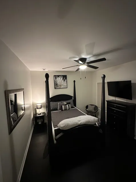 Luxury Townhome in Atlanta - Image 1