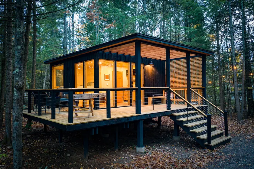 National Forest Lakeside Retreat - Image 1
