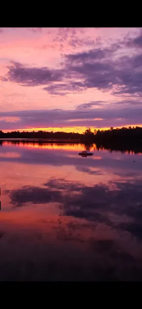 Beautiful Six Mile Lake Muskoka - Image 1