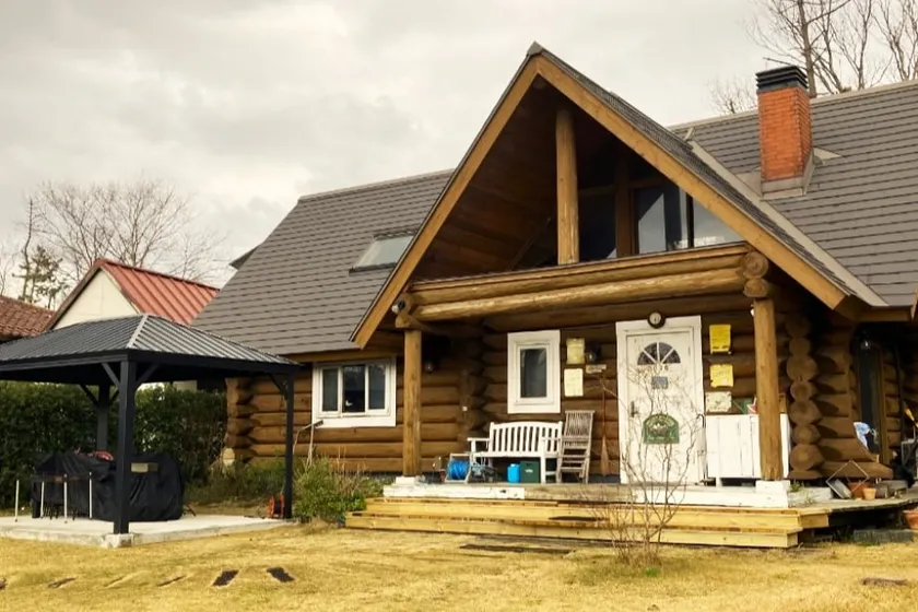 Authentic Canadian Log House/Deja Vu/7 ppl - Image 1
