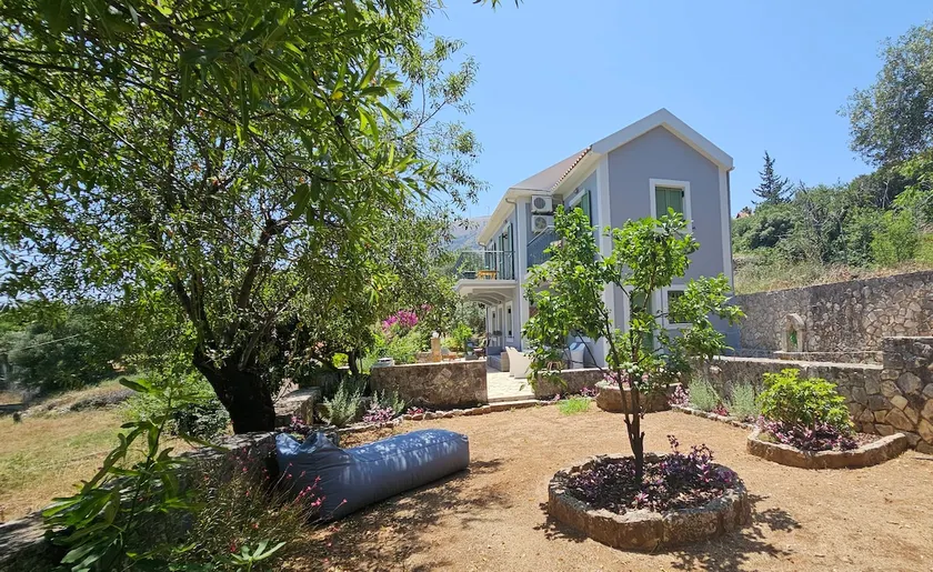 The Blooming House - Image 1