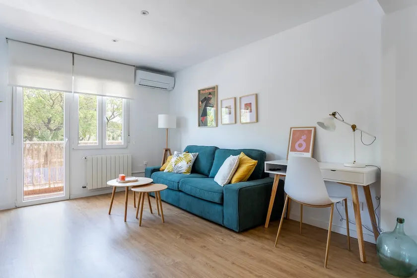 Bright & Nice close to the beach. Seasonal rent - Image 1