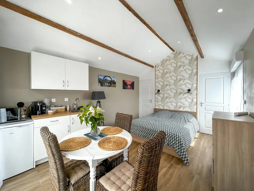”CASA de LENA” Cozy Studio with Terrace - Image 1