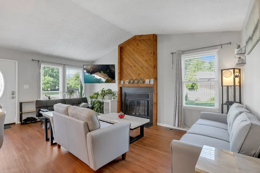 Powell Oasis: 3BR/2BA Sleeps 9 - Image 1